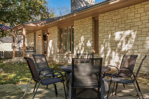 West Peach Haus - image 3