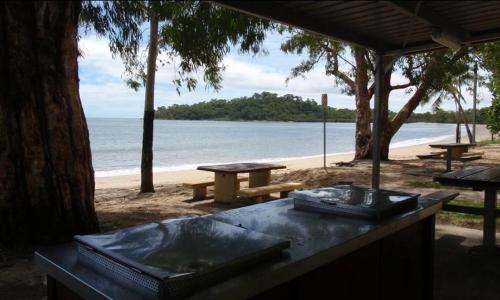 Beach bliss, Netflix,Wifi
