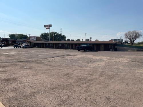 Round-Up Motel – Cheyenne, WY