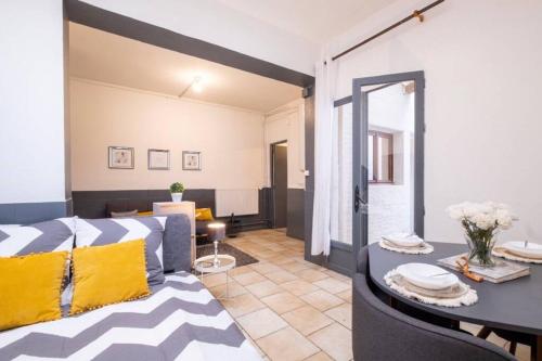 Beau deux pieces avec grande terrasse