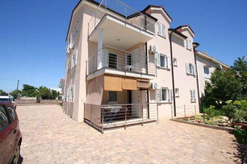  Apartments in Silo/Insel Krk 13566, Pension in Šilo