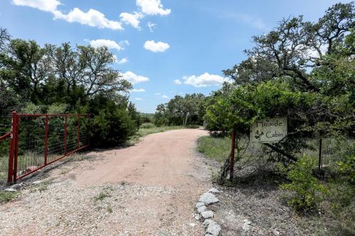 Hillside Cabin - image 12