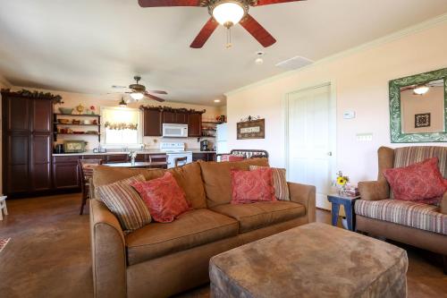 Hillside Cabin - image 9