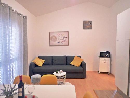 Apartment in Starigrad-Paklenica 6881 - Location saisonnière - Starigrad-Paklenica