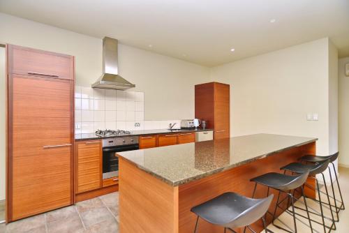 virtuve, High Country Villa 238 - Terrace Downs Resort in Windwhistle