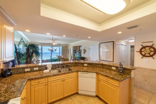 Boardwalk 1111 'Admiral's Quarters' - image 6