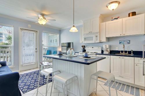 Seascape 1120 Condo - image 7
