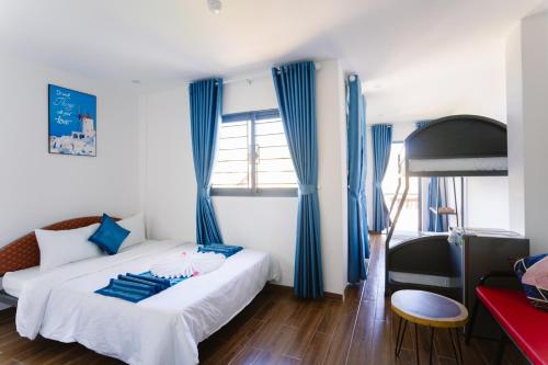New World Hotel - image 4