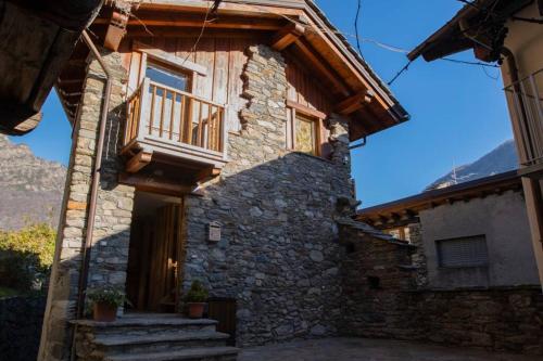  Maison Benvenuto - VACANZE IN MONTAGNA in Pont-Saint-Martin