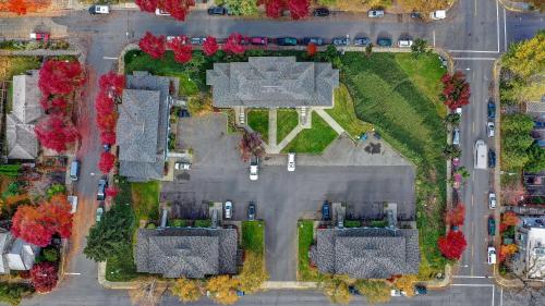 15 Lodge condo - image 12