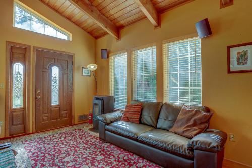 Pet Friendly Waveseeker Private Yard - image 6