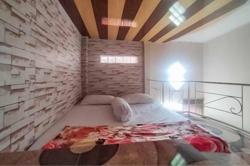 d'H Mansion La Rosa Syariah Sentul Mitra RedDoorz near Mount Gede Pangrango National Park