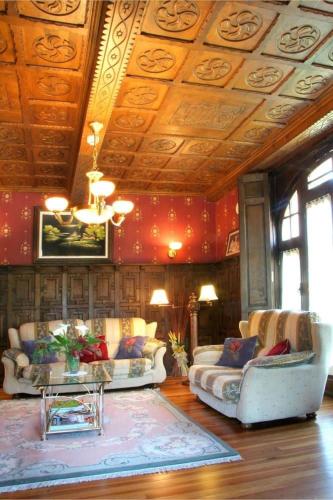 Hotel Palacete Real in Pilona