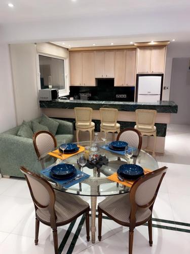 Larnaca Room, 50m to the Finikoudes beach 5