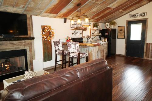 Run Away Ranch - image 3