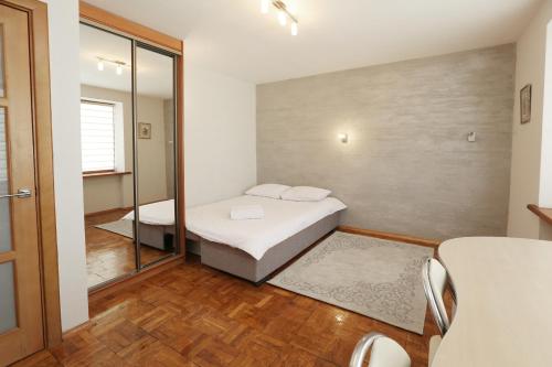 4-room VIP on Pobediteley