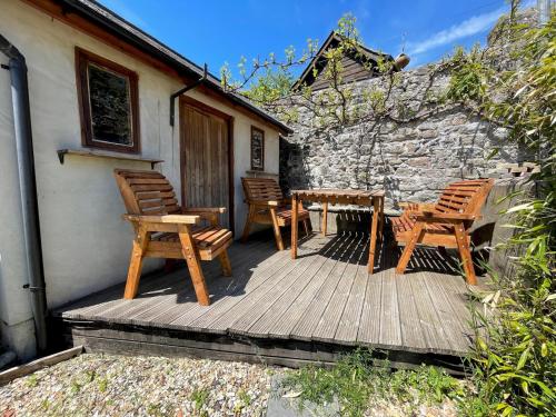 Pass the Keys Cosy & Stylish 2Bedroom cottage next to Cowbridge gîte à louer Penllyn