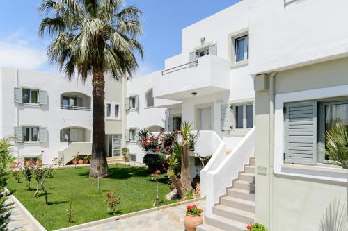 Angela Studios & Apartments - image 11