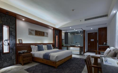 308765218 Li River Resort