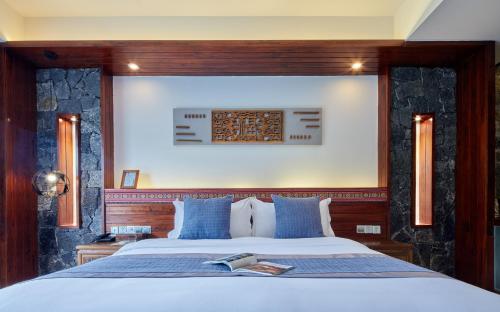 308765416 Li River Resort