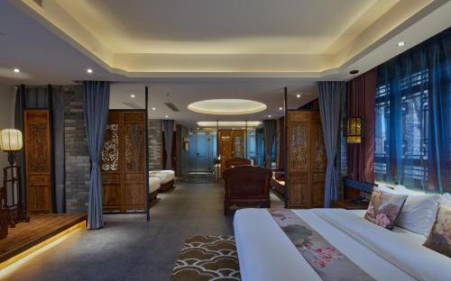 308771450 Li River Resort