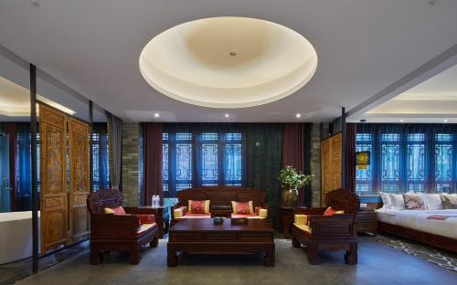 308771728 Li River Resort