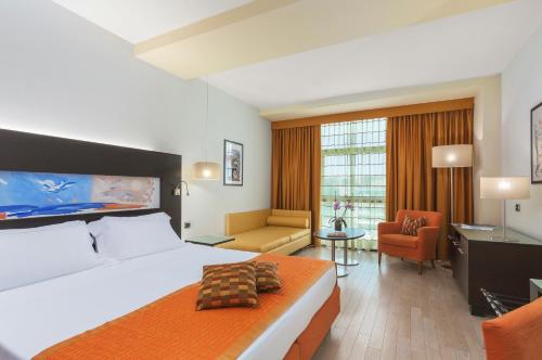 Executive Double Bed