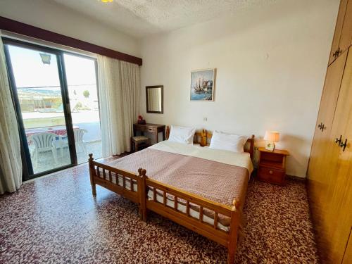 Afroditi Pension 4