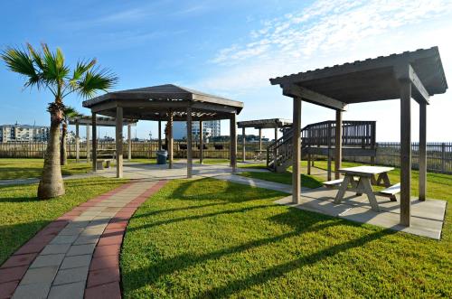 Seascape 1221 Condo