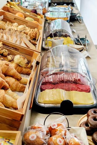 Blanq Carmen Hotel - main image