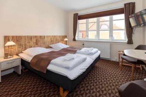 Foldens Hotel Room Type - Standard Double Room