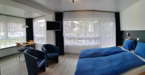 Hotel Alpha - image 10