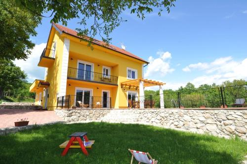 Iekārtas, Villa Parta near Trilj, private pool in Tijarica