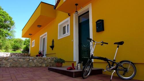 Villa Parta near Trilj, private pool in Tijarica