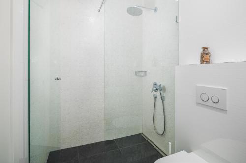 One-Bedroom Apartment with Balcony image 10