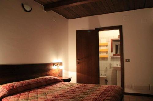 1 double bed