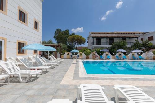 Lefkimi Hotel - main image