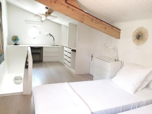 UN OASIS EN PROVENCE in Eoures