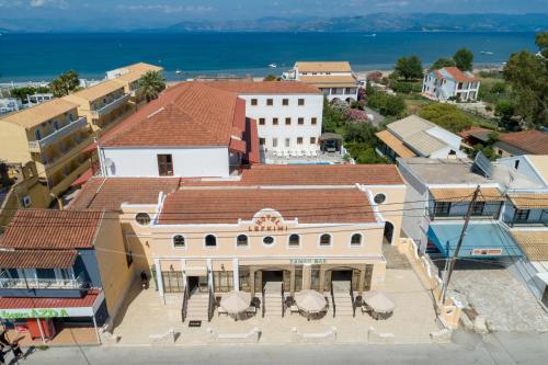 Lefkimi Hotel - image 2