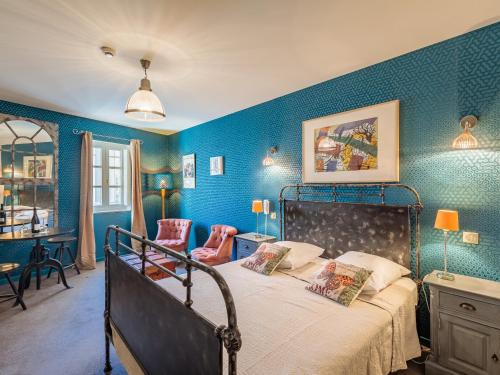 room detail thumbnail 0