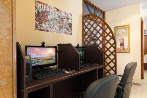 Lefkimi Hotel - image 3