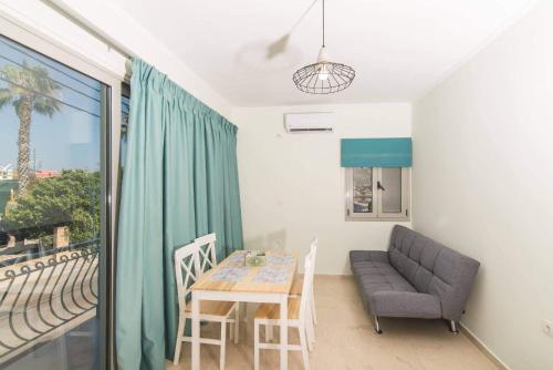Alexandra's apartments - image 8