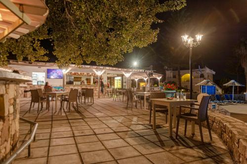 Gelli Apartments - image 3