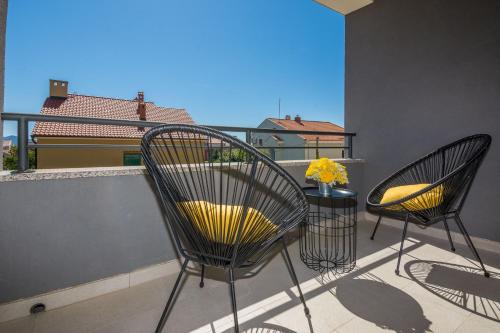 Apartments Maella 3