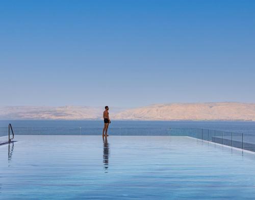 Плувен басейн, Sofia Sea of Galilee Hotel in Тиверия