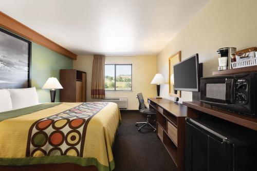 Super 8 by Wyndham Columbus