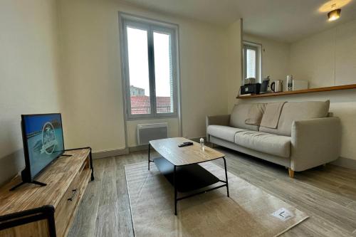 APPARTEMENT T2bis RUE BRAVARD - Location saisonnière - Roanne