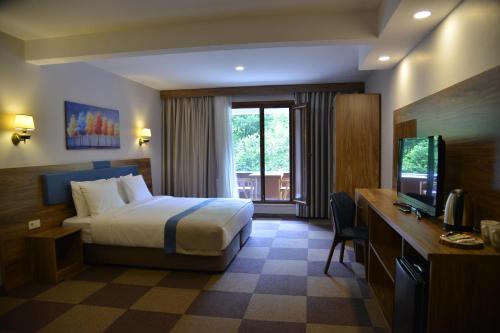 1 double bed