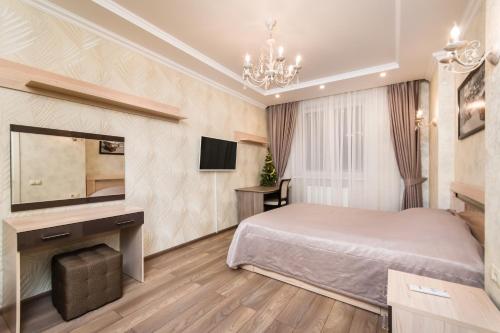 Delux - main image