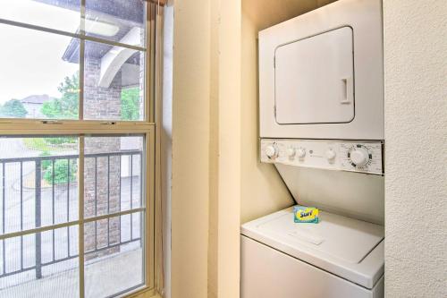 Stunning Condo with Golf Course and Pools 2 Mi to SDC - image 8